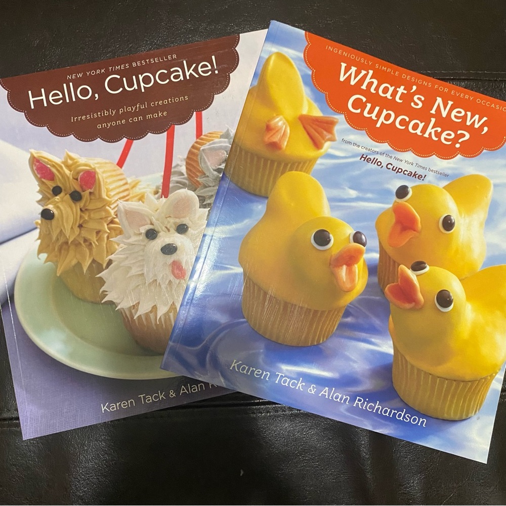 🧁 Cupcake Decorating Book Set – 2 Books - Picture 5 of 5